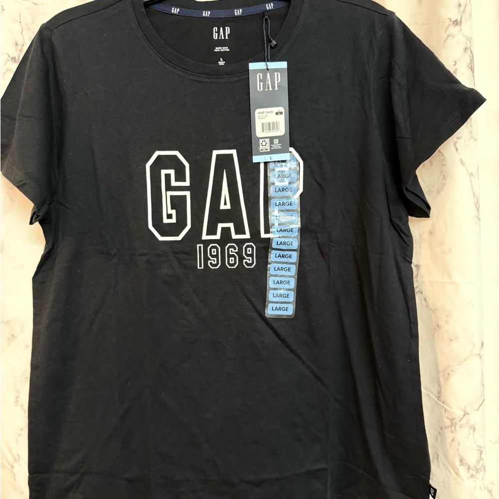 GAP Black Tee with White Outline Logo